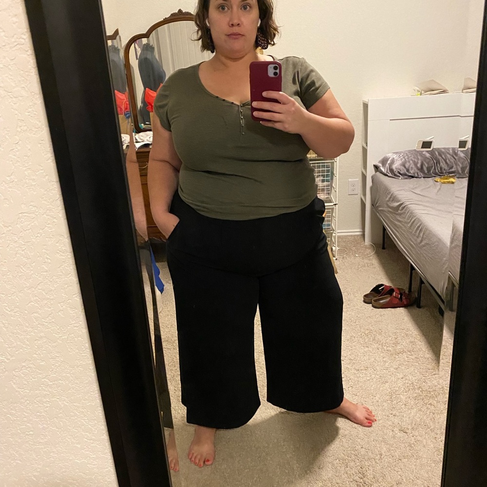 J. Crew Wide Leg Crop Pants in 365 Crepe size 22W